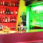 Hotel East Side 2*