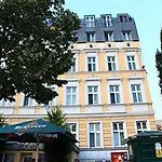 East Side Hotel