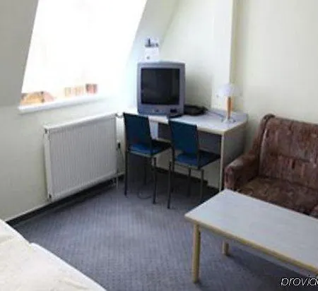 Отель East Side 2*