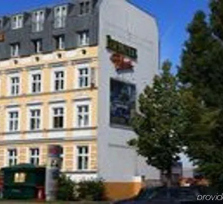 East Side Hotel