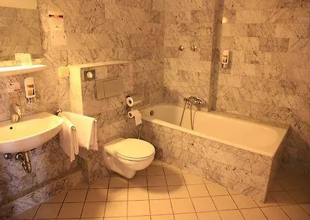 Hotel East Side