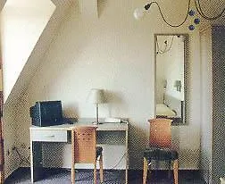 Hotel East Side