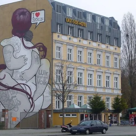 East Side Hotel 3*