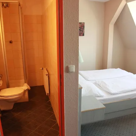 East Side Hotel 3*